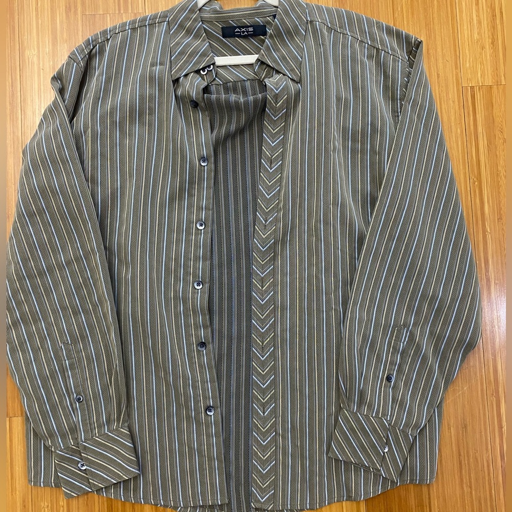 Button Down Shirt with Classic Style
